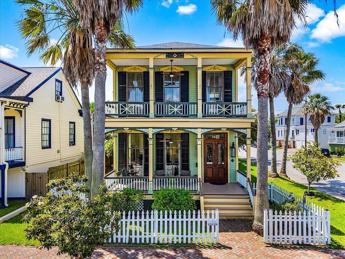 1427 Winnie St Galveston, TX 77550 - Thumbnail 2