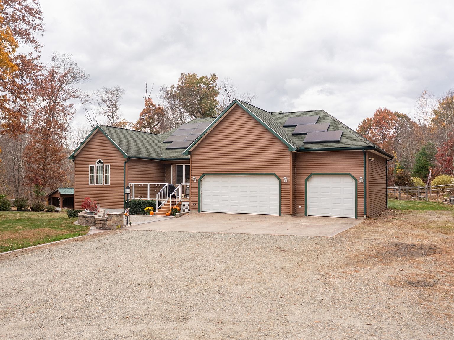 63 Buck Hill Rd Canterbury, CT 06331 - Thumbnail 2