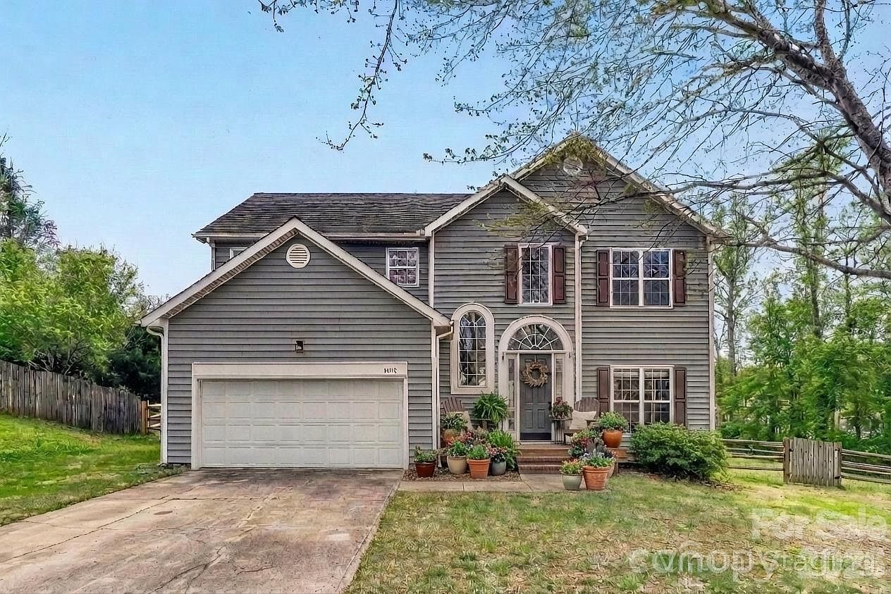 4700 Lone Tree Ct Charlotte, NC 28269 - Thumbnail 2