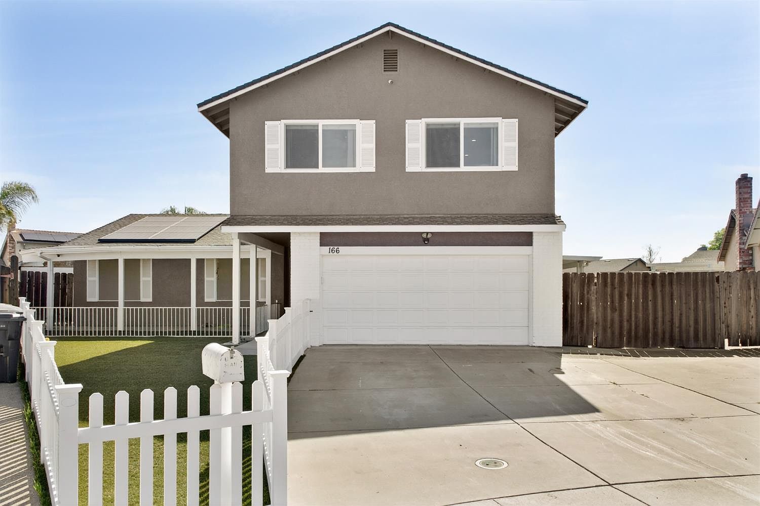 166 Norman Ct Tracy, CA 95376 - Thumbnail 2