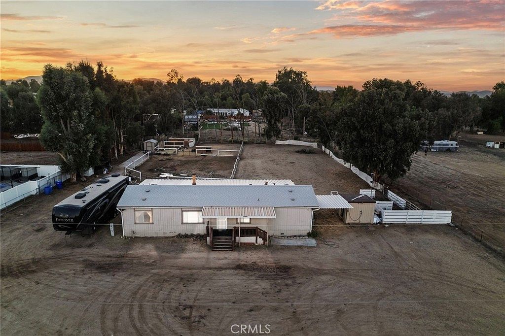 30883 Sherman Rd Menifee, CA 92584 - Thumbnail 2