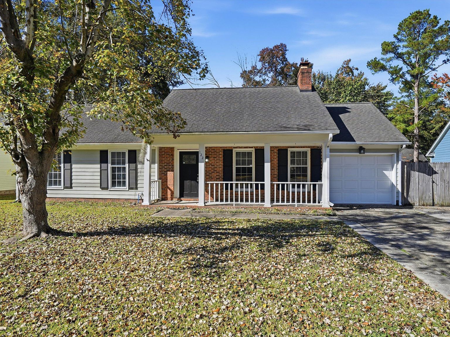 122 Towne Square Rd Summerville, SC 29485 - Thumbnail 2
