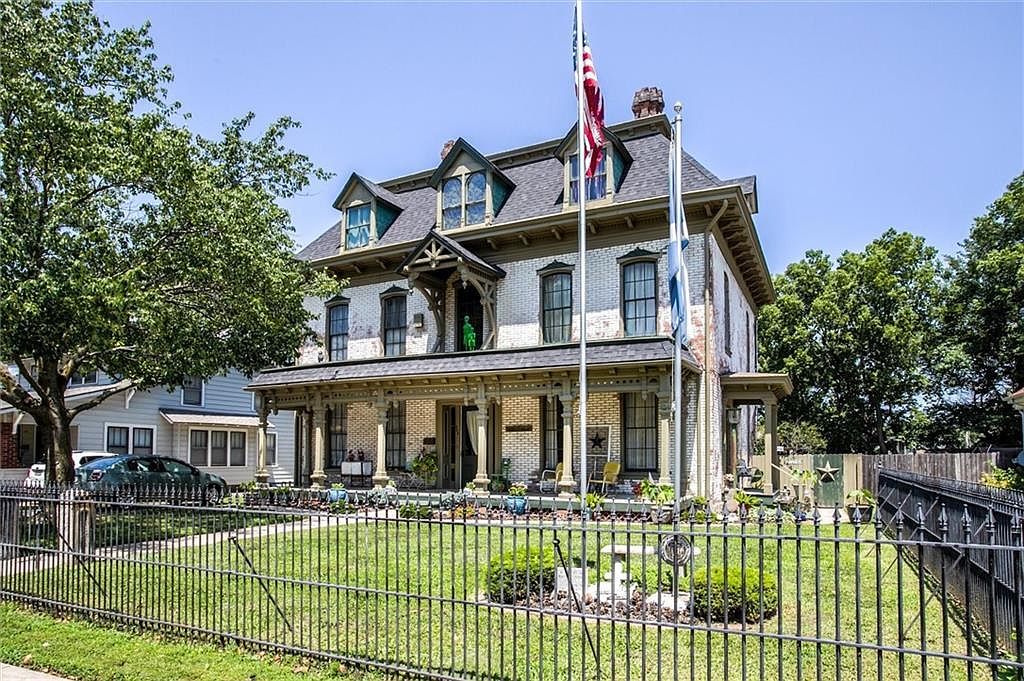 522 W Maple Ave Independence, MO 64050 - Thumbnail 2