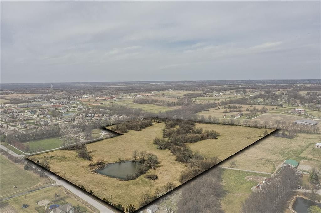 211th Peculiar Way Peculiar, MO 64078 - Thumbnail 2