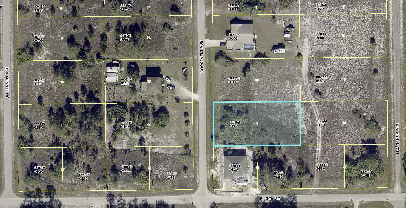 1502 Roosevelt Avenue, Lehigh Acres, FL, USA, 33972 - Thumbnail 3