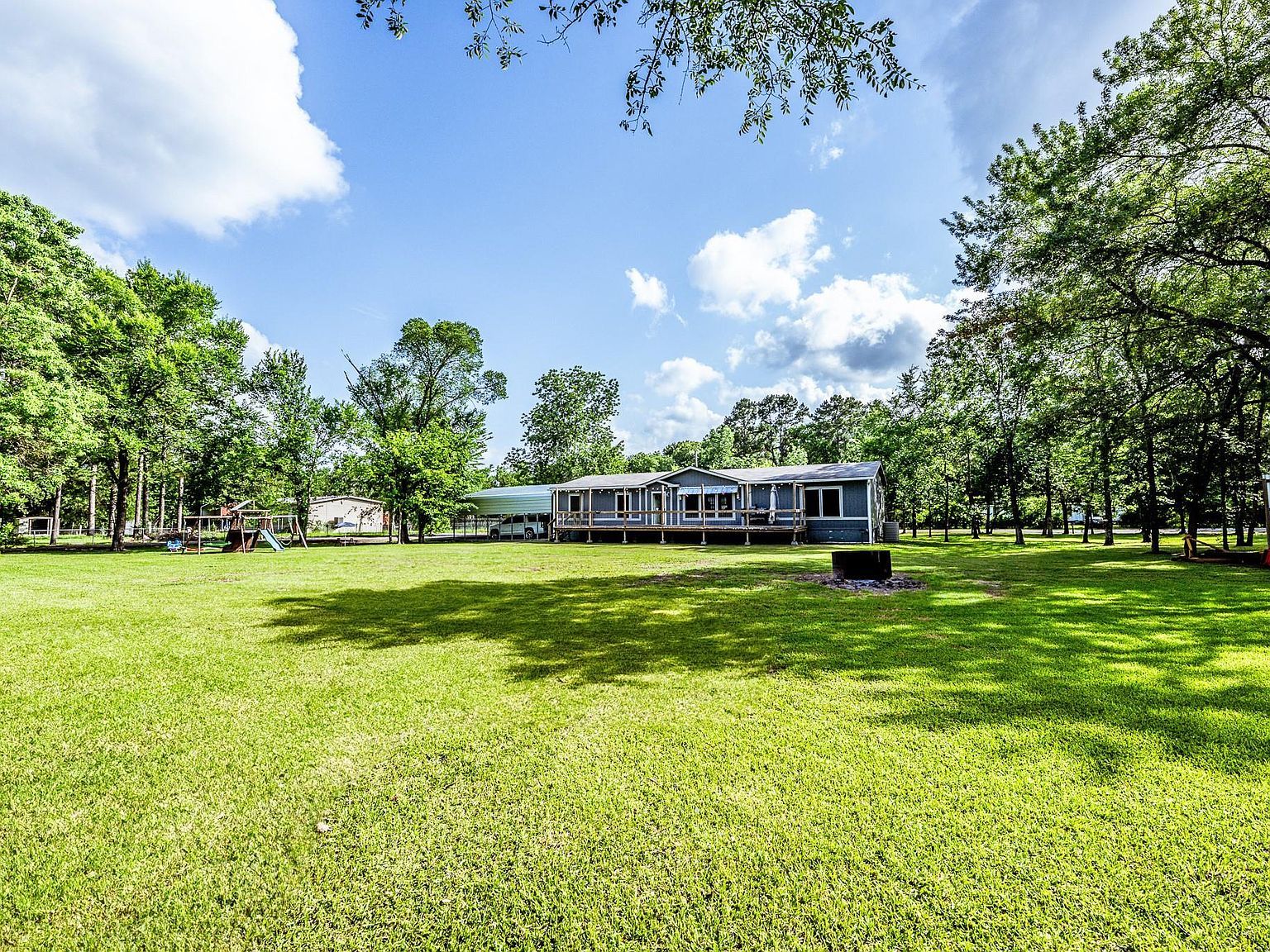 61 Kathryn Dr Huntsville, TX 77320 | Single Family
