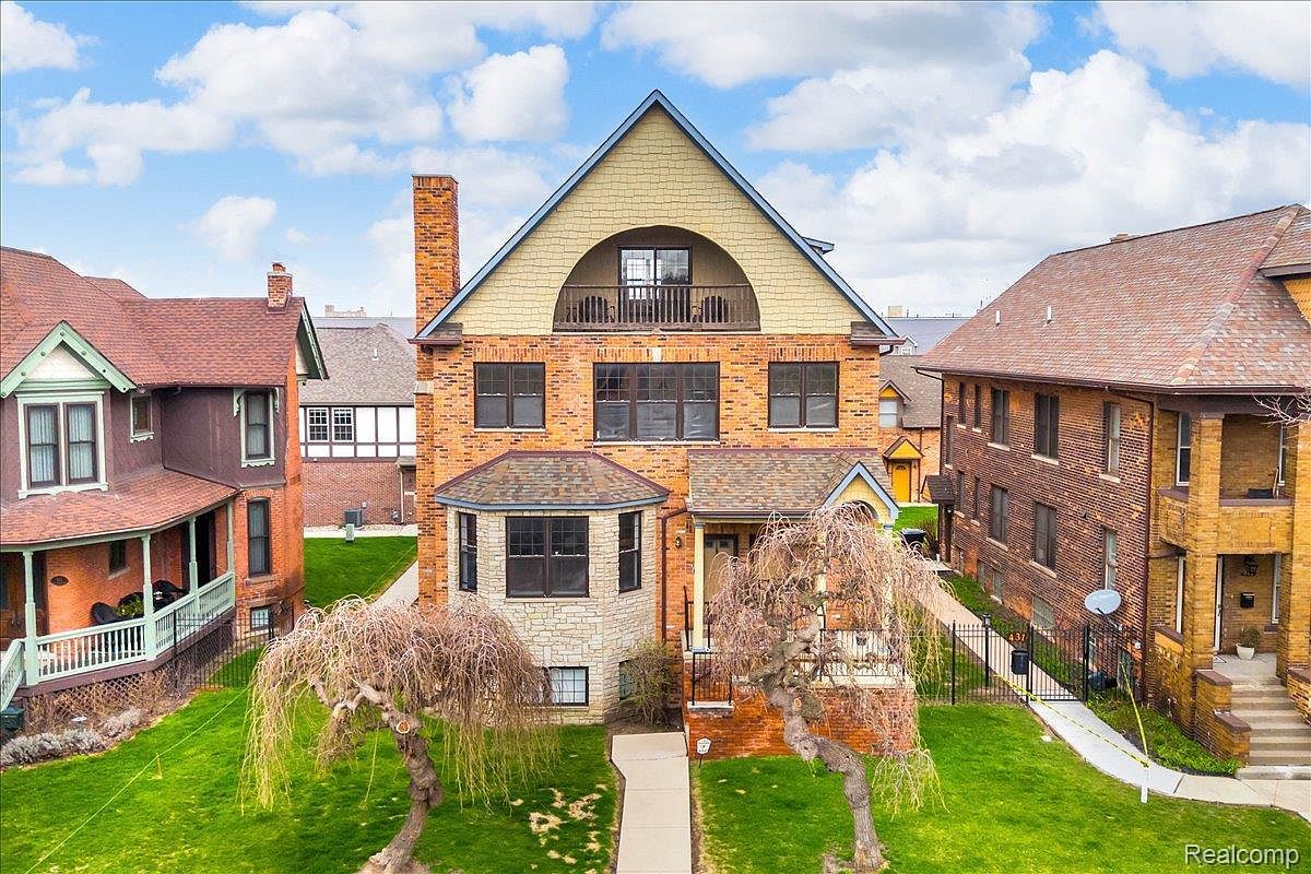 429 E Ferry St #9 Detroit, MI 48202, 48202