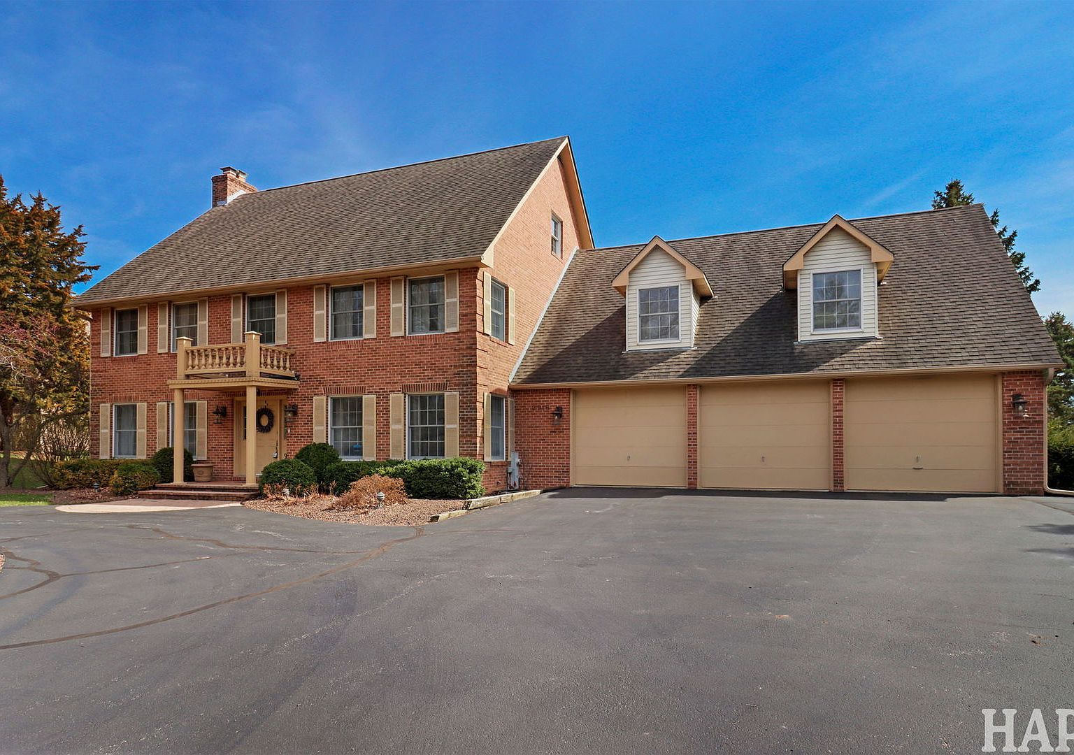 2916 N Bayview Ln McHenry, IL 60051  | Single Family