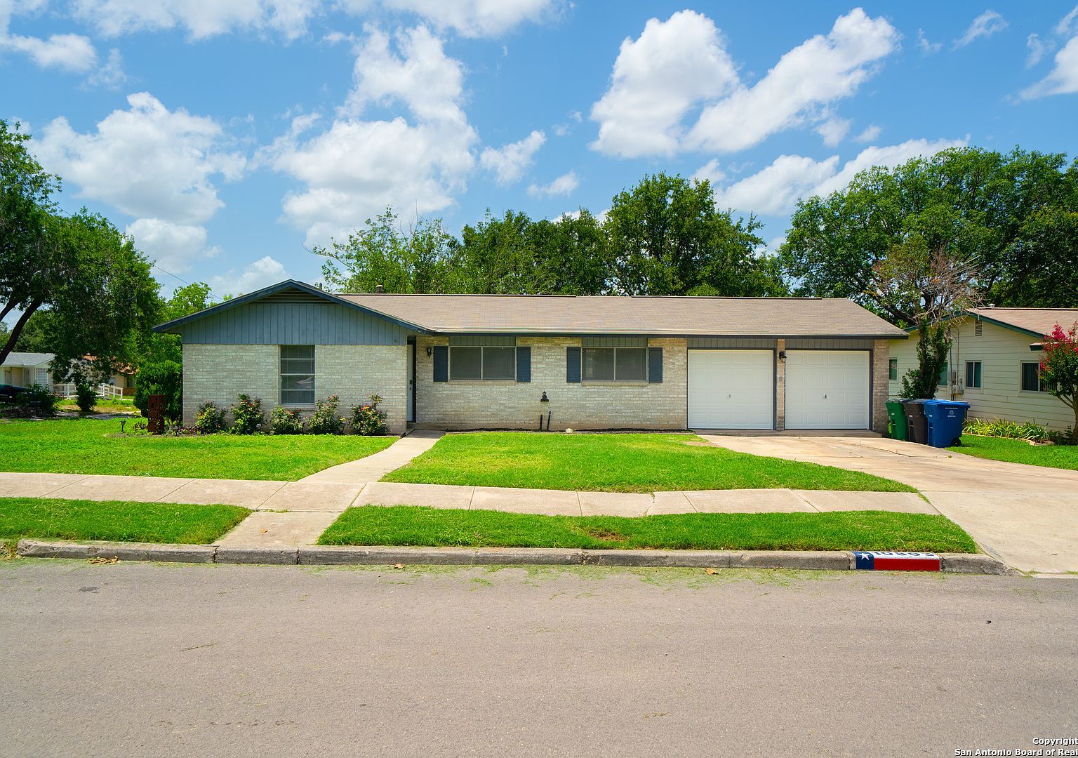 10803 Edgecrest Dr San Antonio, TX 78217 - Thumbnail 2