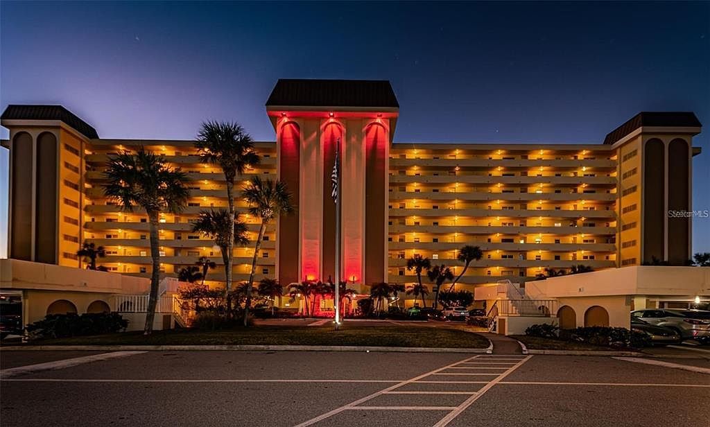 4725 Cove Cir APT 808 Saint Petersburg, FL 33708 - Thumbnail 2