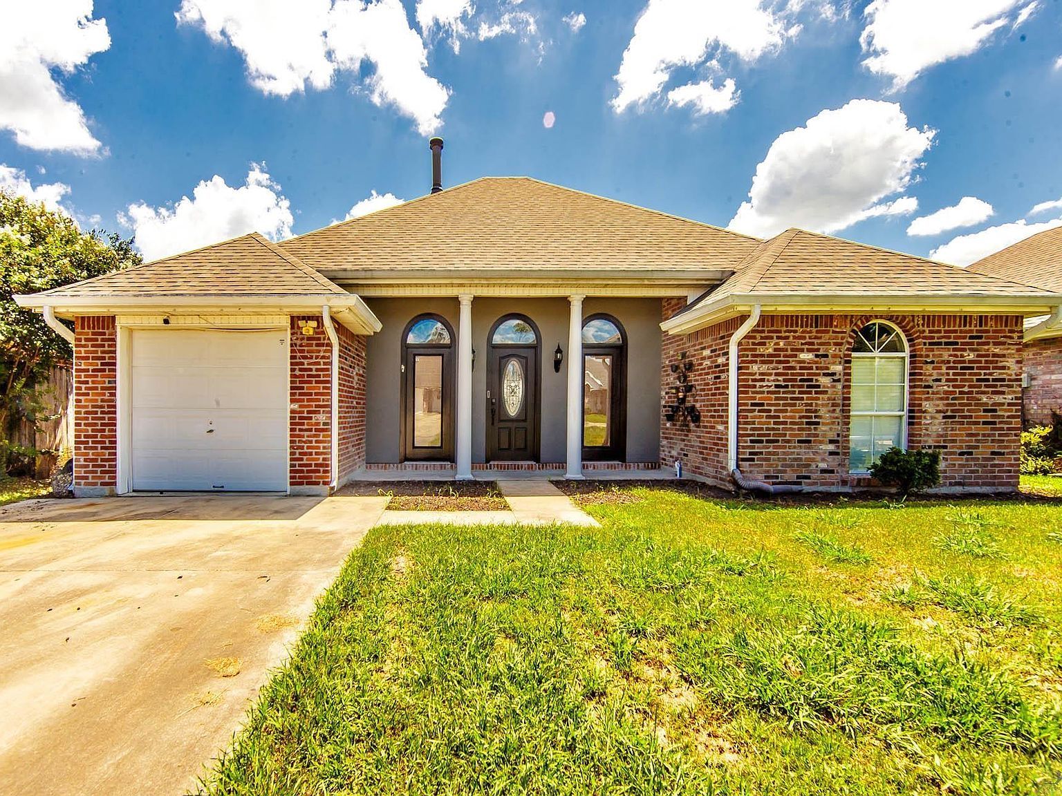 1523 Verna St Houma, LA 70364 - Thumbnail 2