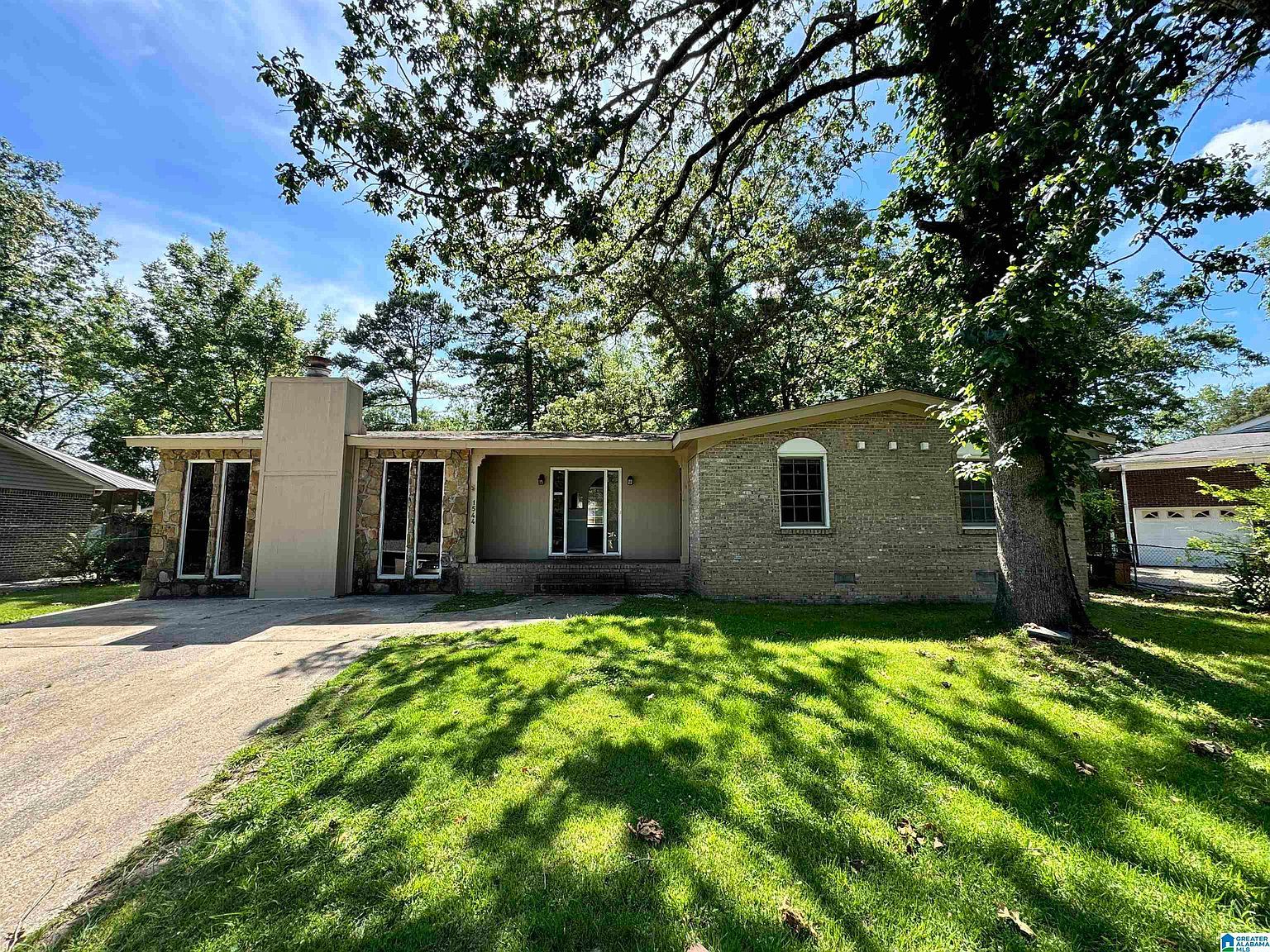 1544 6th Way NW Birmingham, AL 35215 - Thumbnail 2