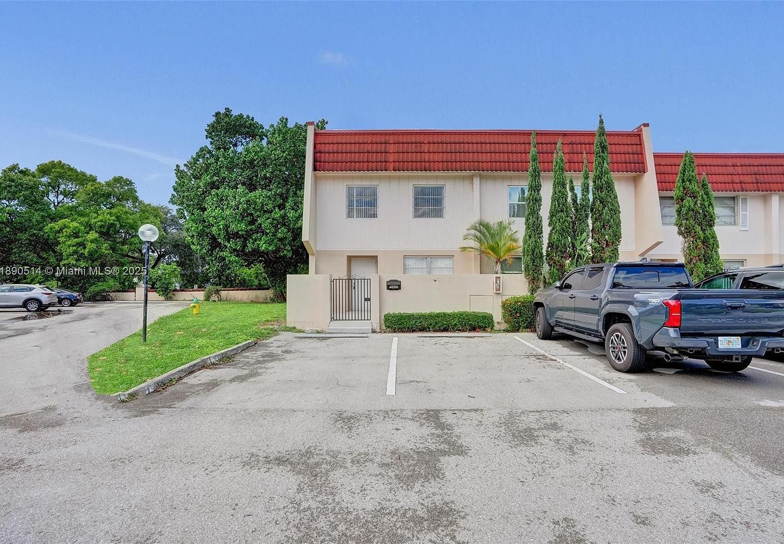 4026 Inverrary Dr #8A Fort Lauderdale, FL 33319 - Thumbnail 2