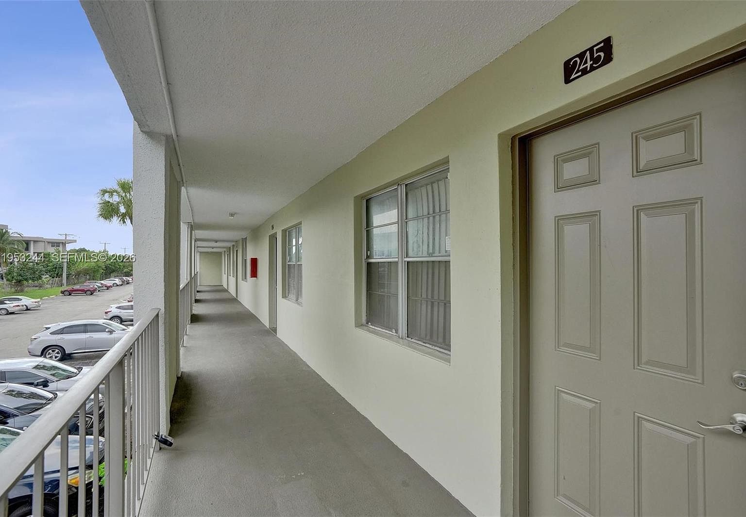 2999 NW 48th Ave APT 245 Fort Lauderdale, FL 33313 - Thumbnail 2