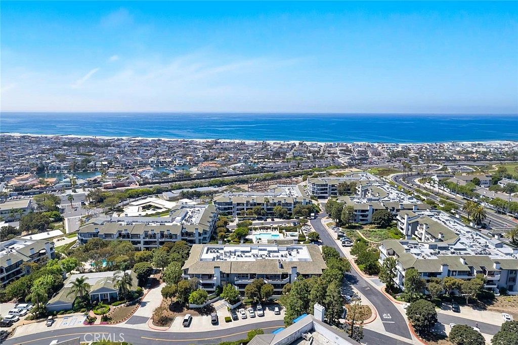 950 Cagney Ln APT 207 Newport Beach, CA 92663 | Condominium