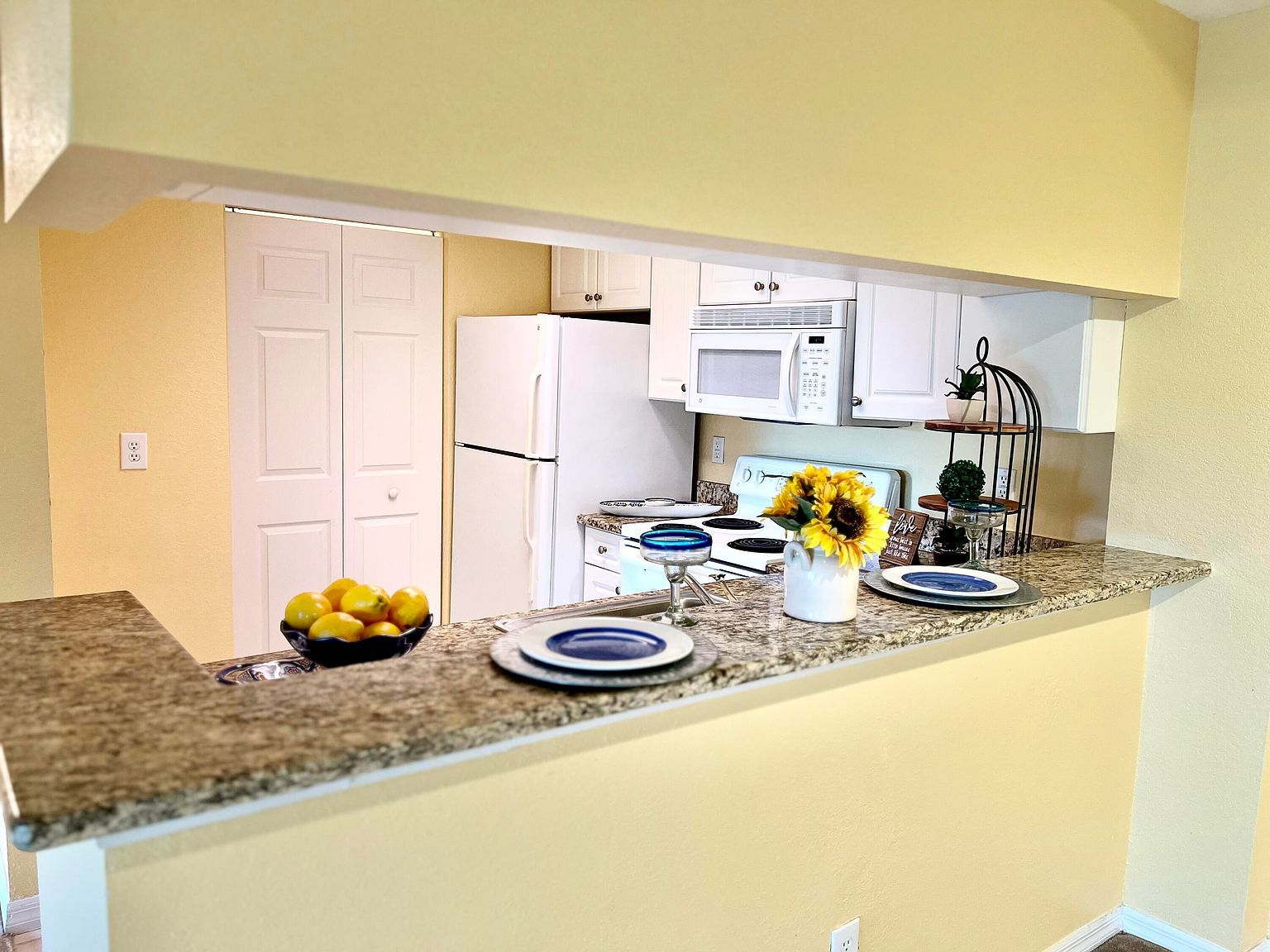 2806 Veronia Dr APT 303 Palm Beach Gardens, FL 33410, 33410