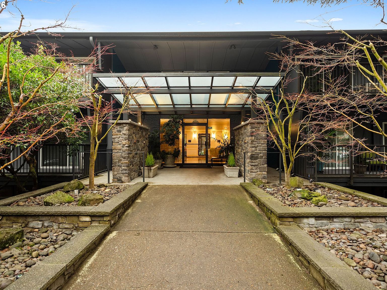 16250 Pacific Hwy Unit 69 Lake Oswego, OR 97034 | Condominium