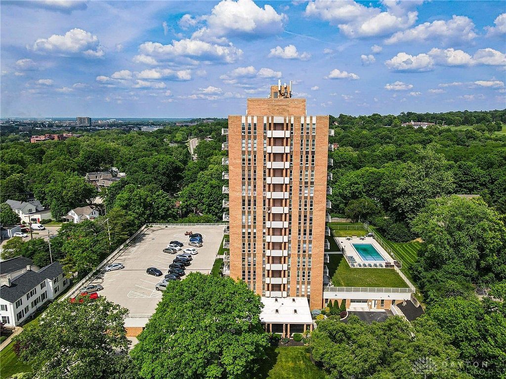2230 S Patterson Blvd APT 53 Dayton, OH 45409 - Thumbnail 2