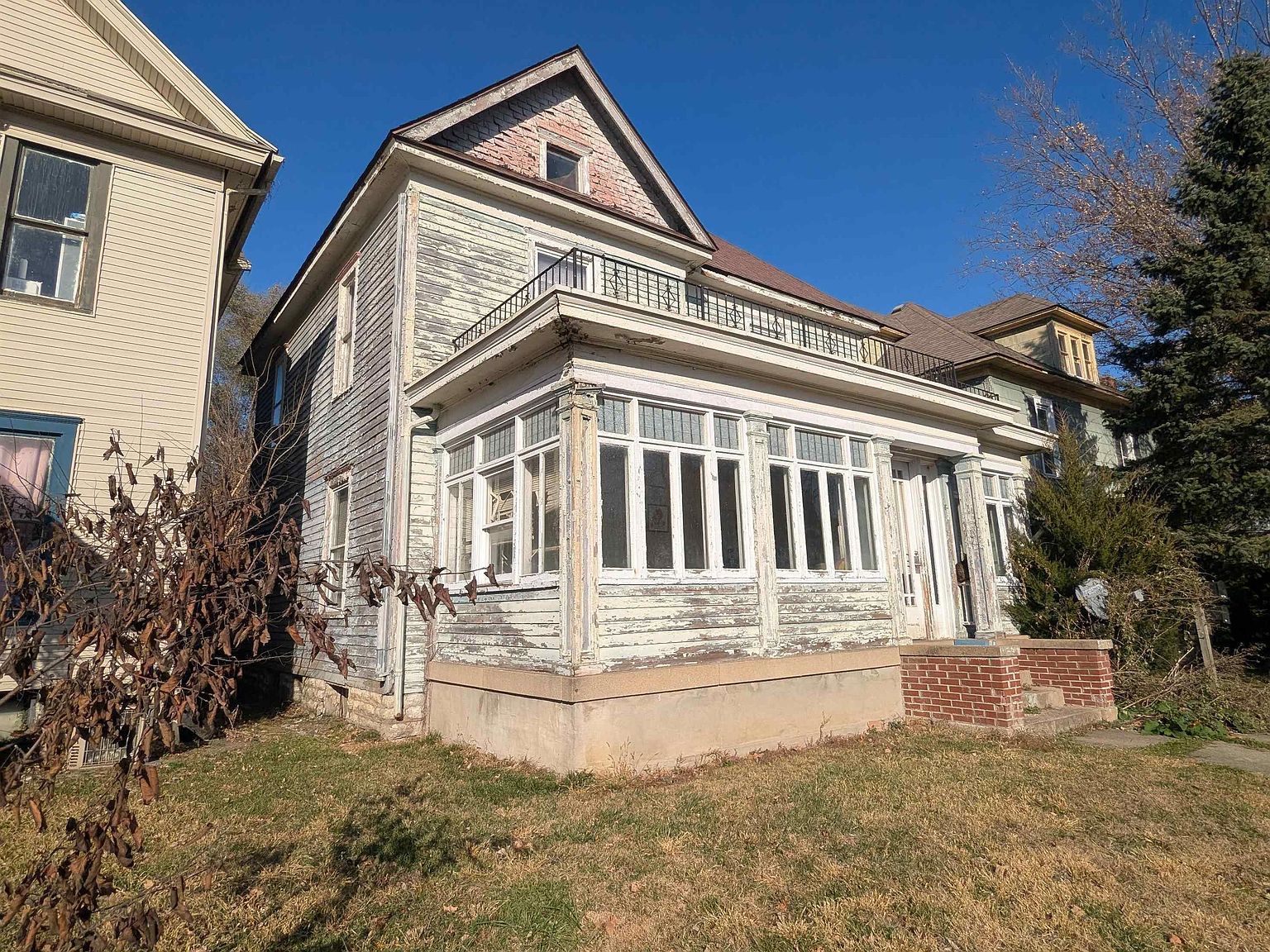 920 W 5th St Marion, IN 46953 - Thumbnail 2