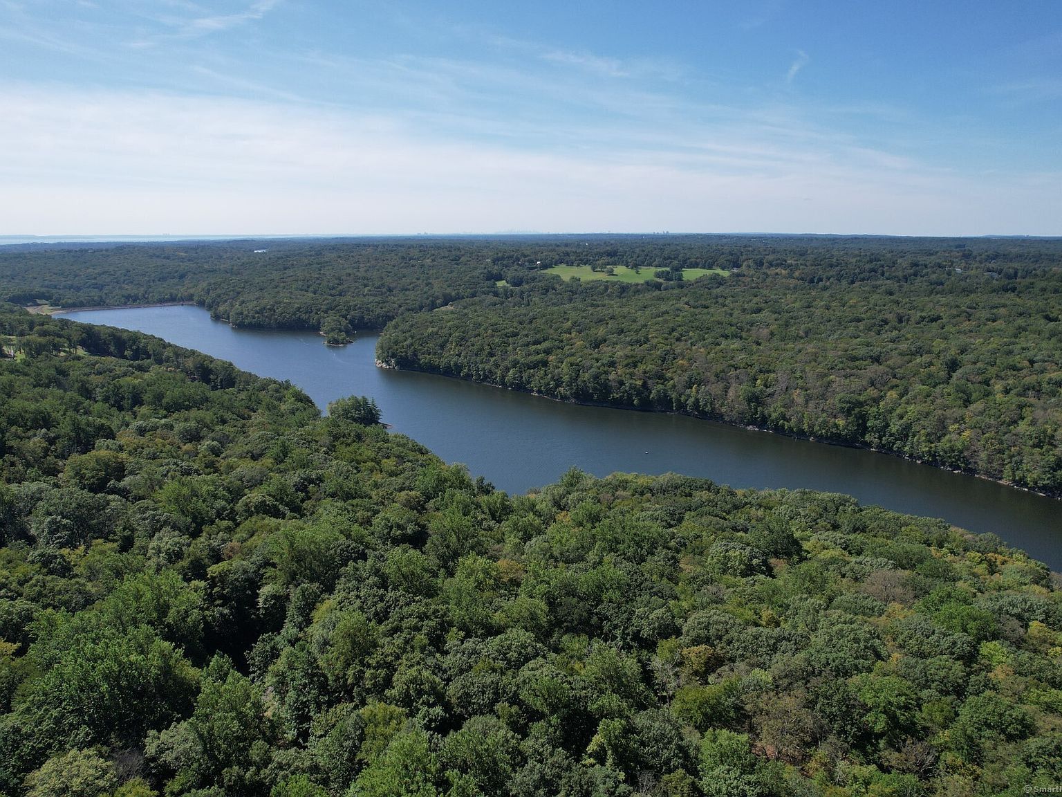 21 S Brook Dr Stamford, CT 06903 - Thumbnail 2