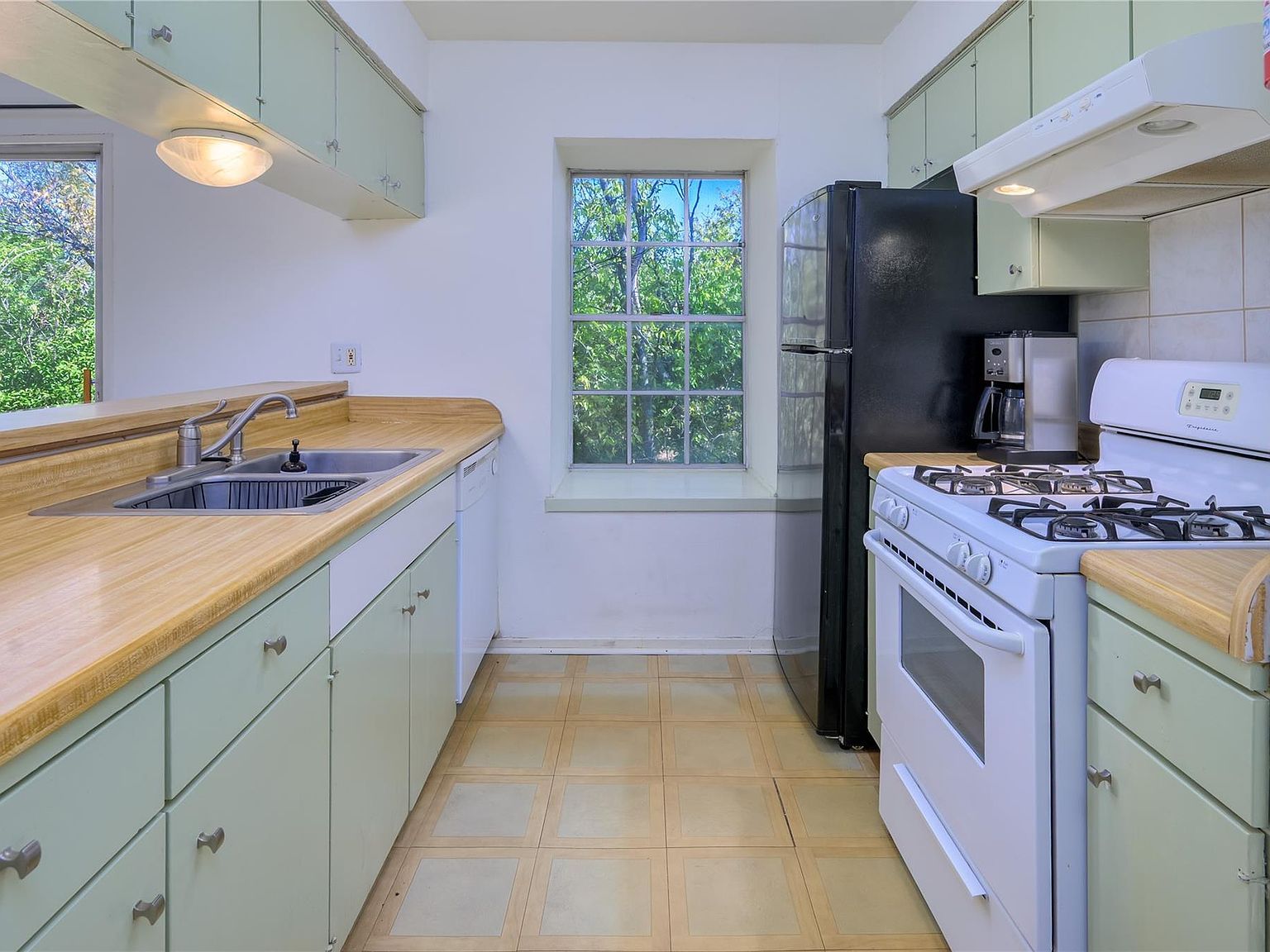 7801 Shoal Creek Blvd APT 252 Austin, TX 78757 - Thumbnail 2