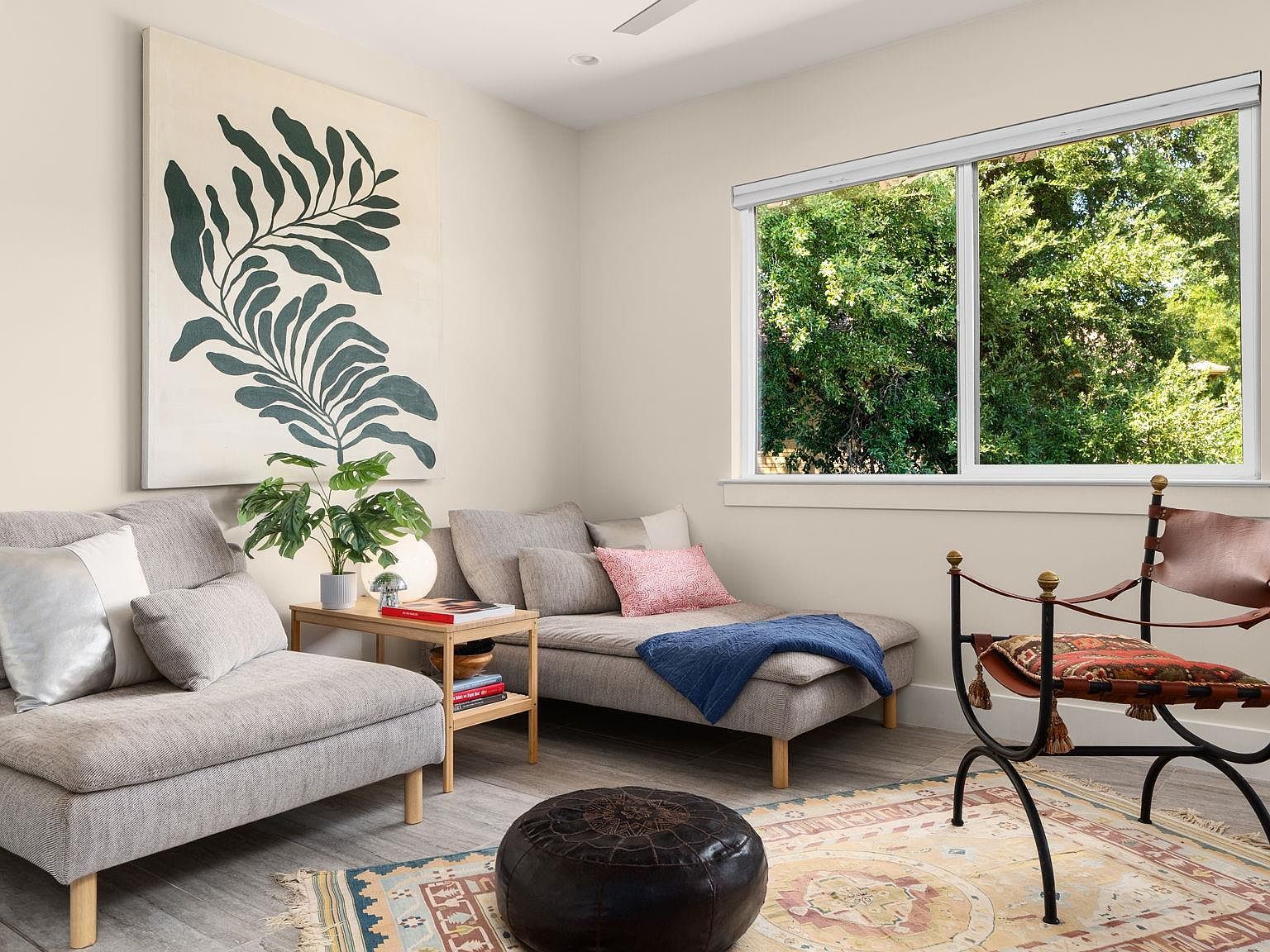 1208 Enfield Rd APT 204 Austin, TX 78703 - Thumbnail 2