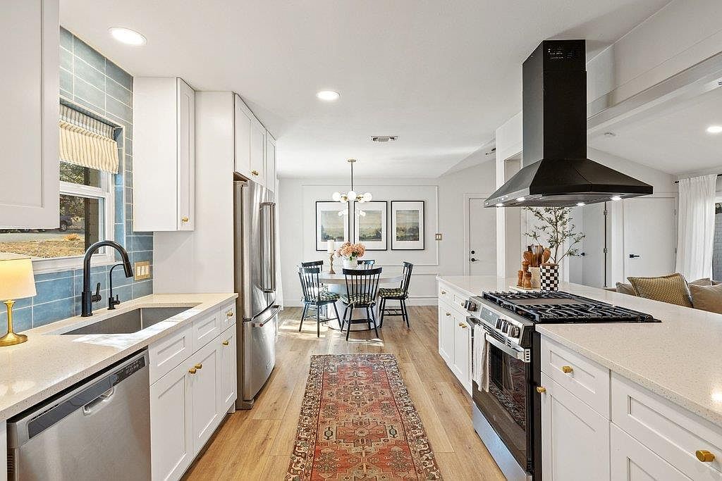 11912 Oakbrook Dr Austin, TX 78753 - Thumbnail 2