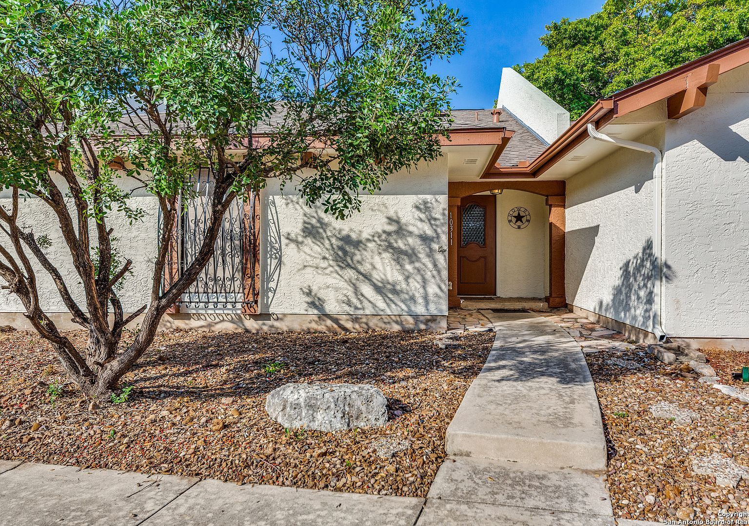 10311 Grand Cir San Antonio, TX 78239 - Thumbnail 2