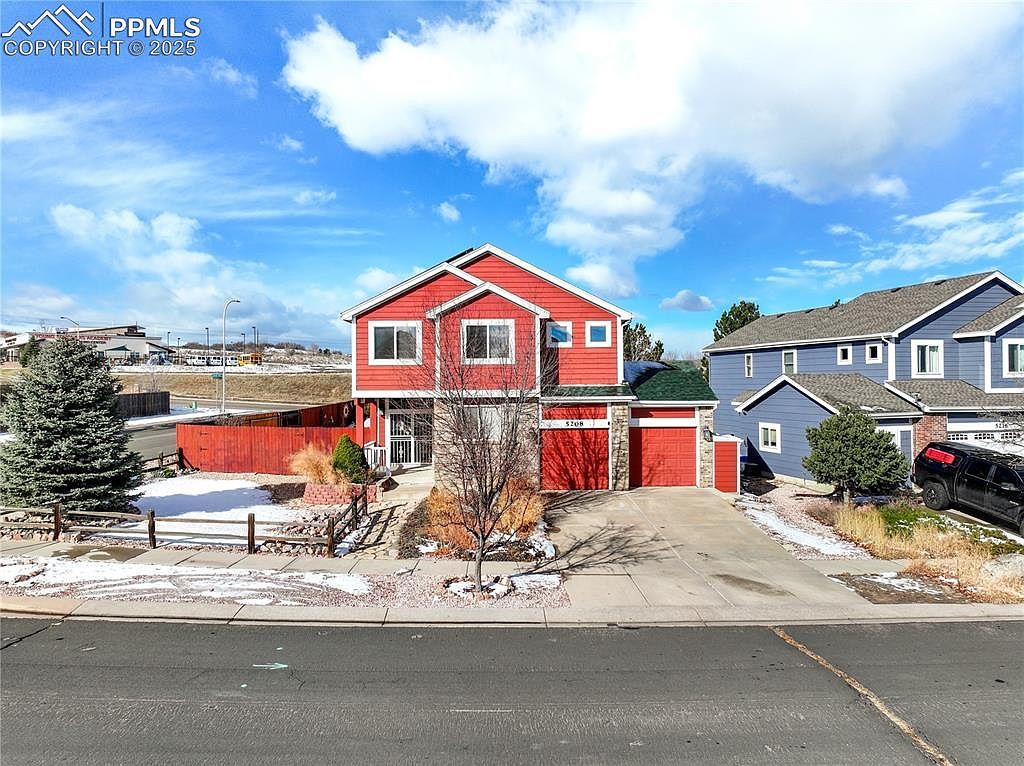 5208 Prairie Grass Ln Colorado Springs, CO 80922 - Thumbnail 2