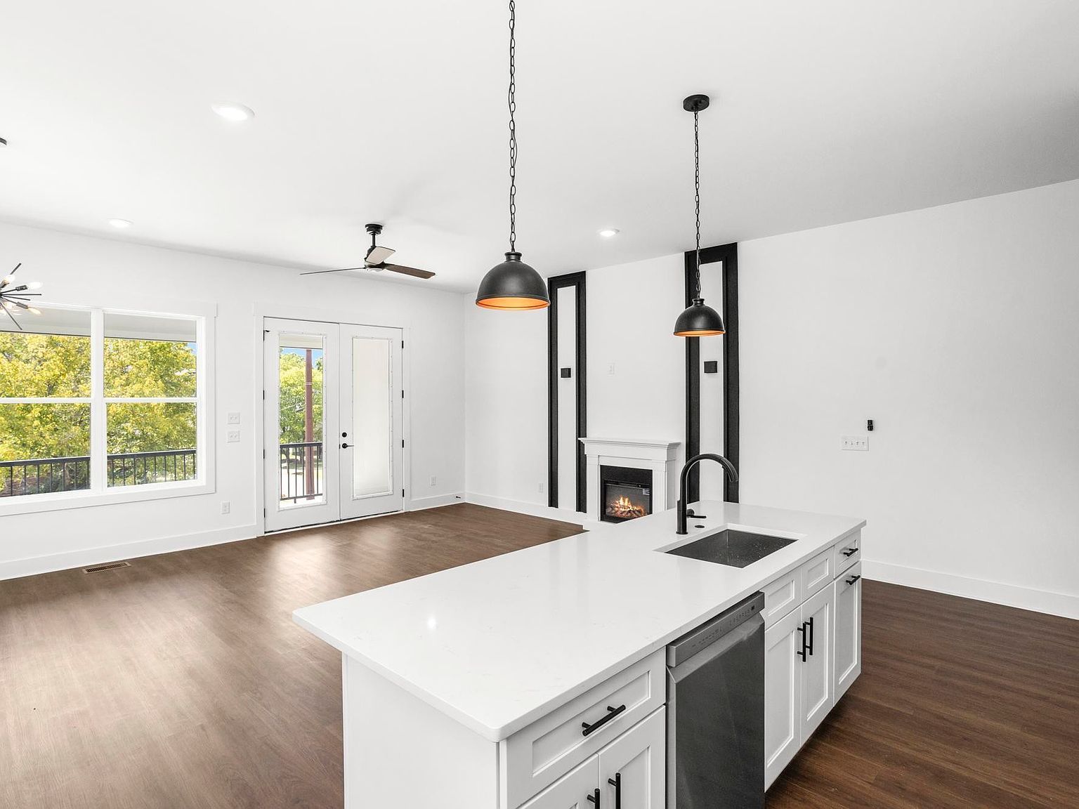 2213 18th Ave N Nashville, TN 37208 - Thumbnail 2