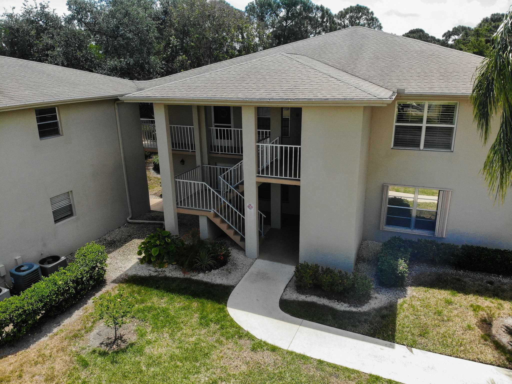 13 Lake Vista Trail, #202 Port St. Lucie, FL, USA, 34952 - Thumbnail 2