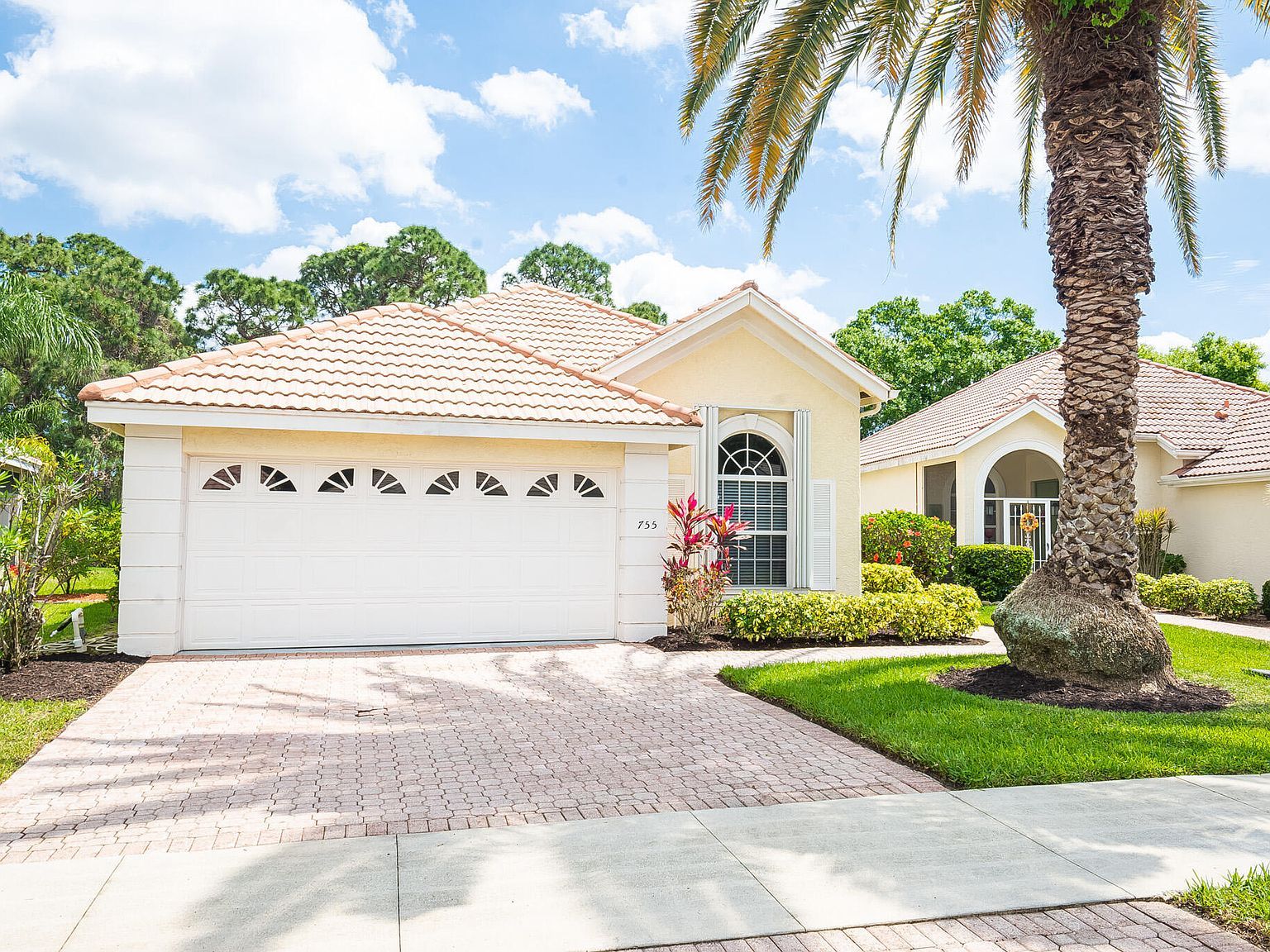 755 SW Saint Croix Cv Port Saint Lucie, FL 34986 - Thumbnail 2