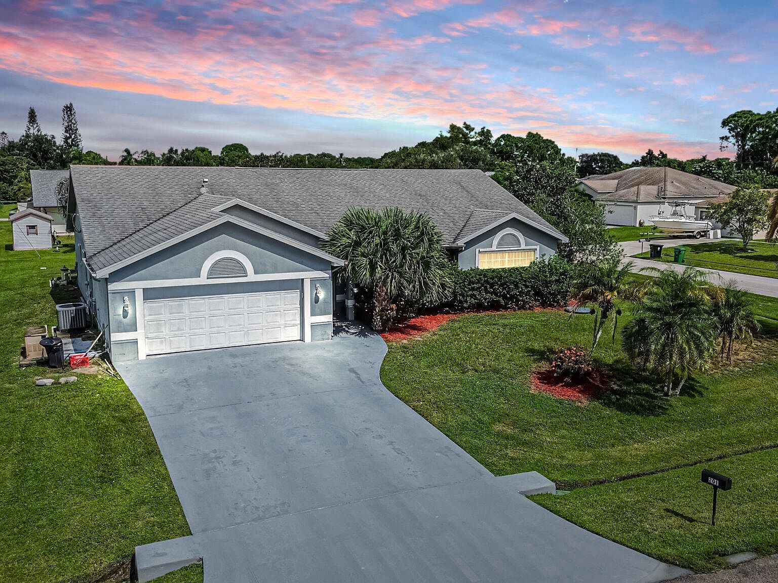 201 SW Parish Ter Port Saint Lucie, FL 34984 - Thumbnail 2