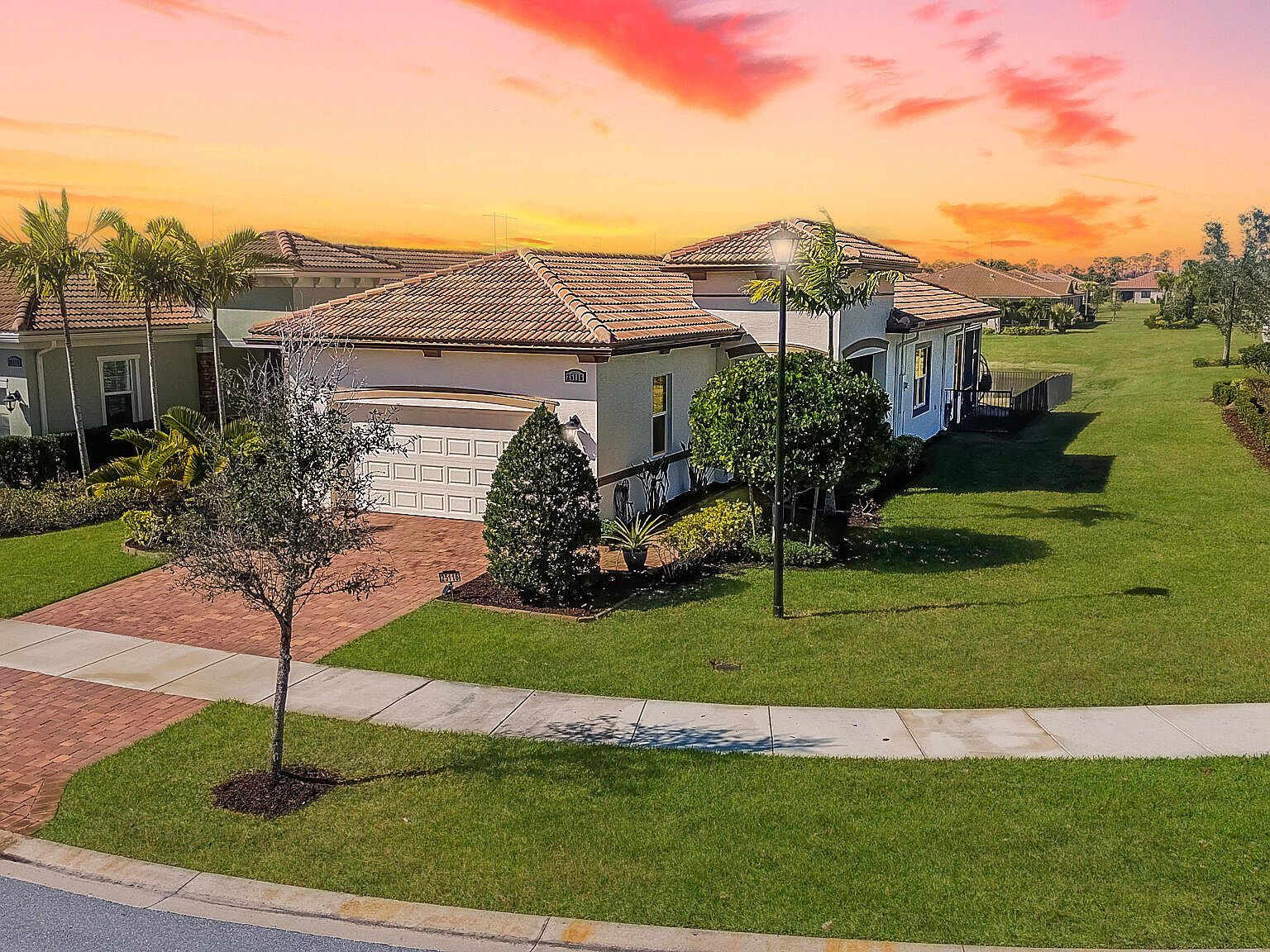 25116 SW Alberti Way Port Saint Lucie, FL 34986 - Thumbnail 2