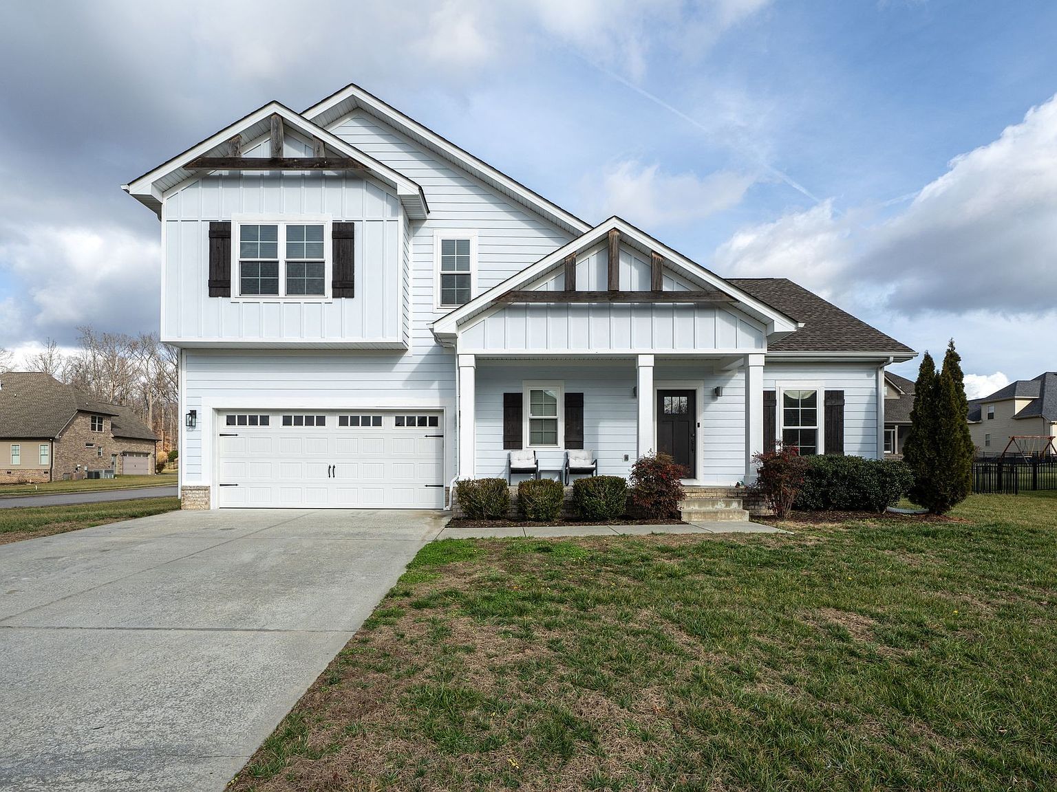 1001 Chagford Dr Clarksville, TN 37043 - Thumbnail 2