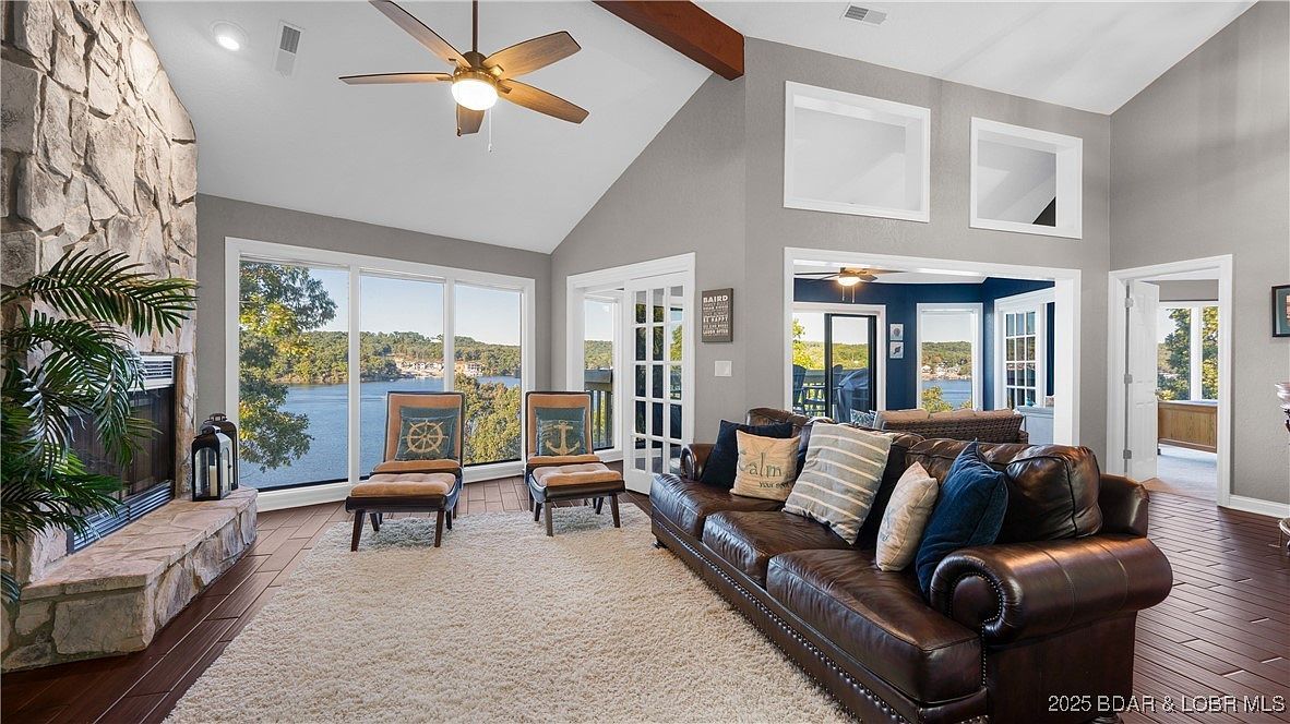 2500 Bay Point Ln APT 440 Osage Beach, MO 65065 - Thumbnail 2