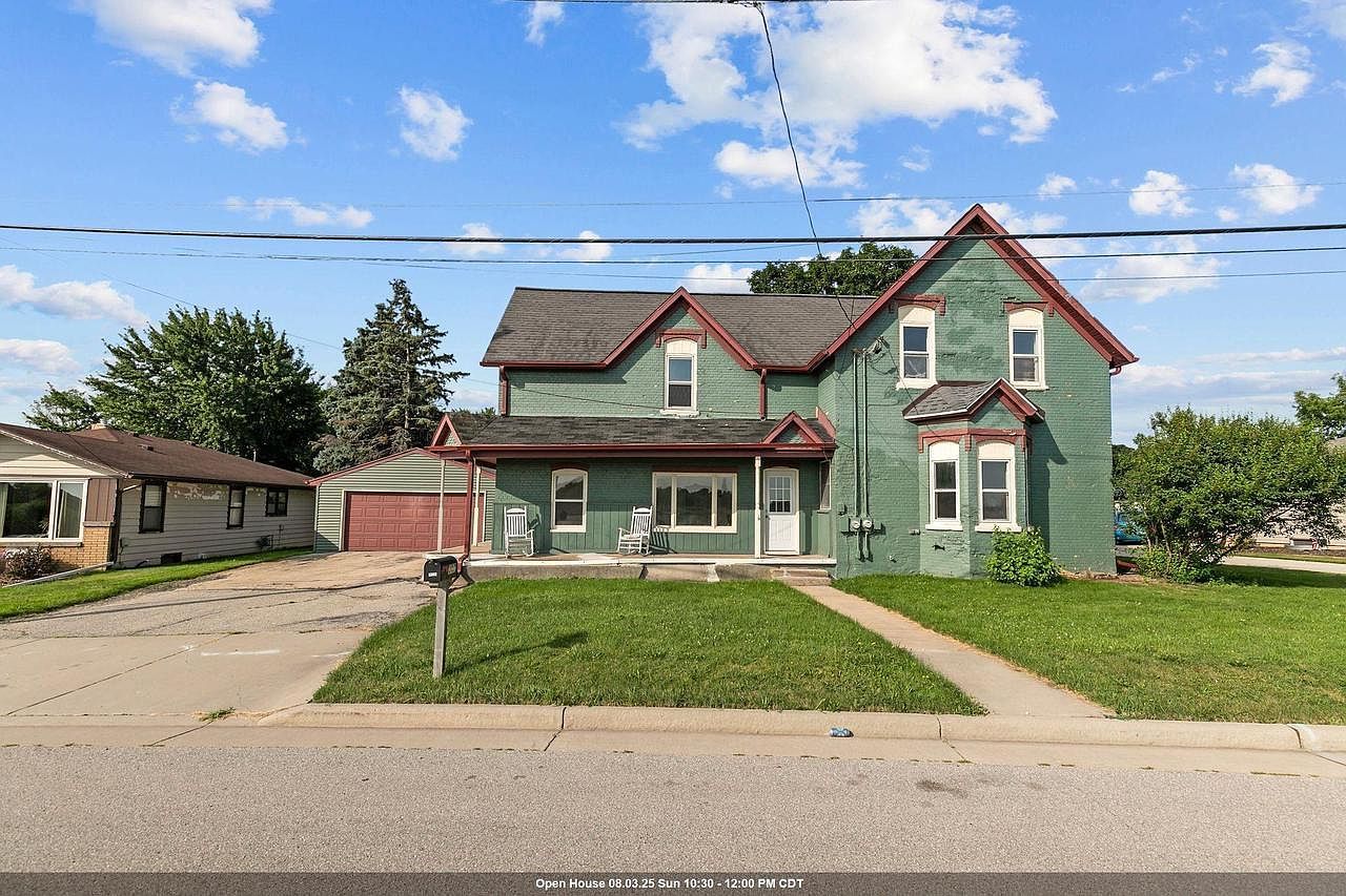 307 Prospect St Combined Locks, WI 54113 - Thumbnail 2