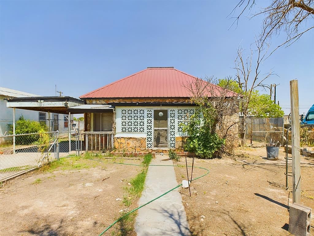 1120 S Oak St Pecos, TX 79772 - Thumbnail 2