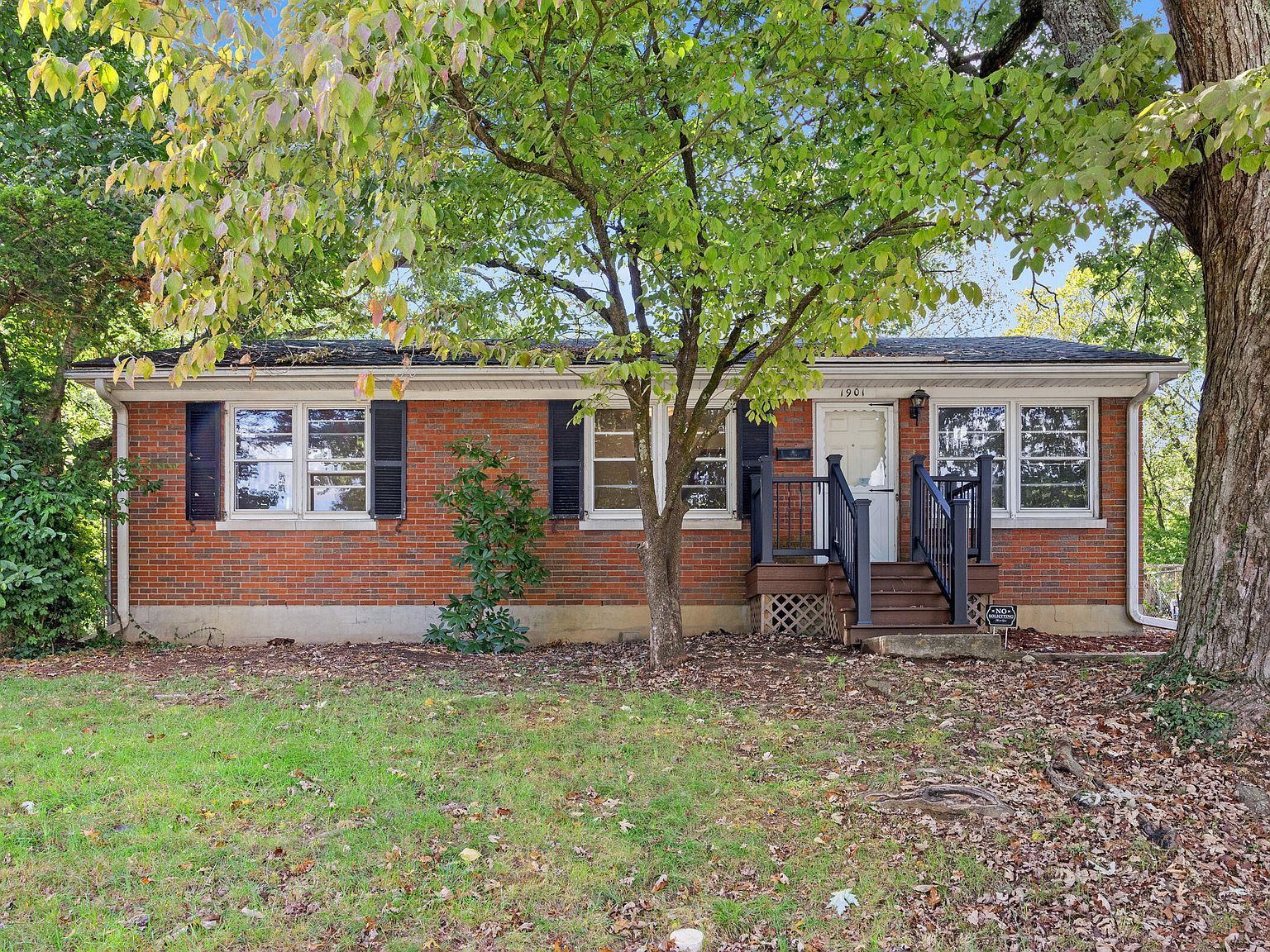 1901 Greenleaf Dr Lexington, KY 40505 - Thumbnail 2