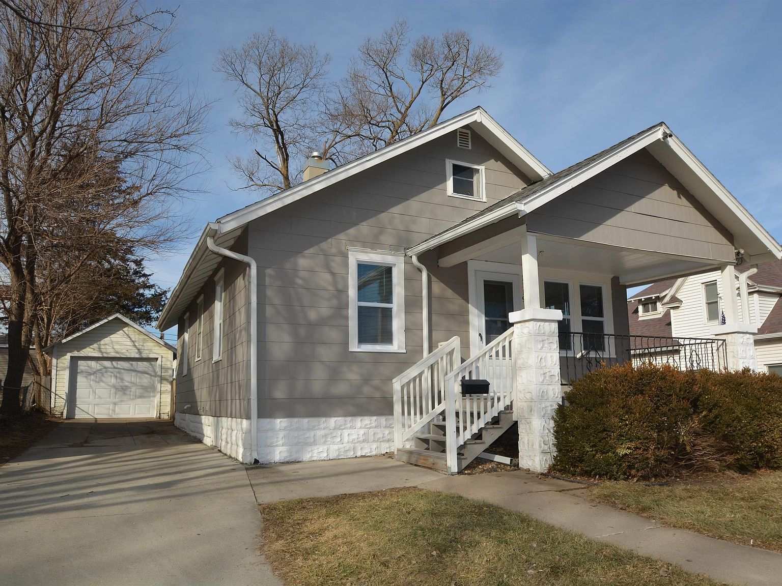 1119 S Cecelia St Sioux City, IA 51106 - Thumbnail 2