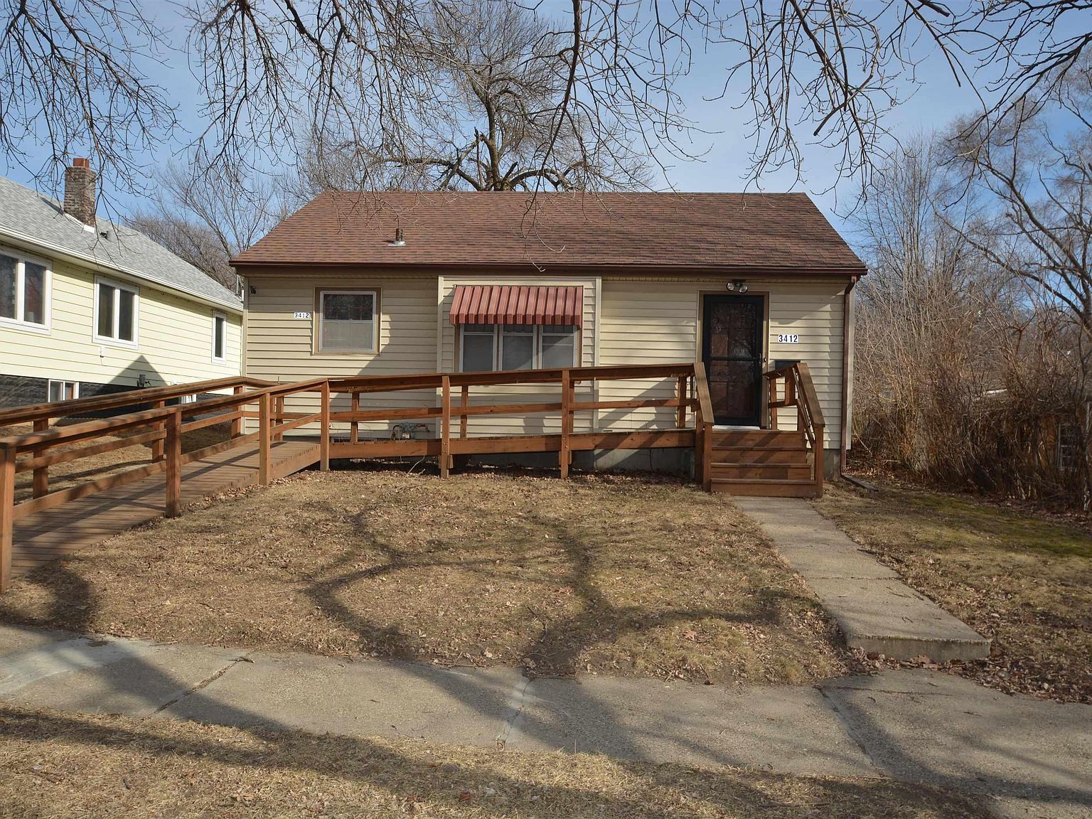 3412 Douglas St Sioux City, IA 51104 - Thumbnail 2