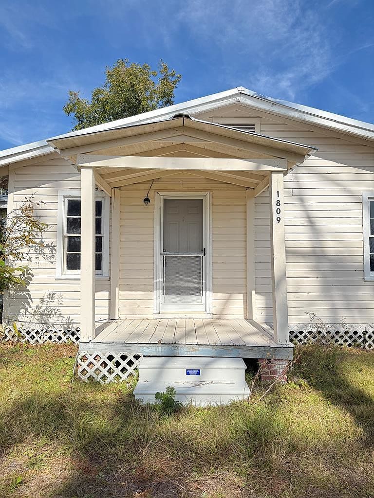 1809 Coffee Rd Douglas, GA 31535 - Thumbnail 2