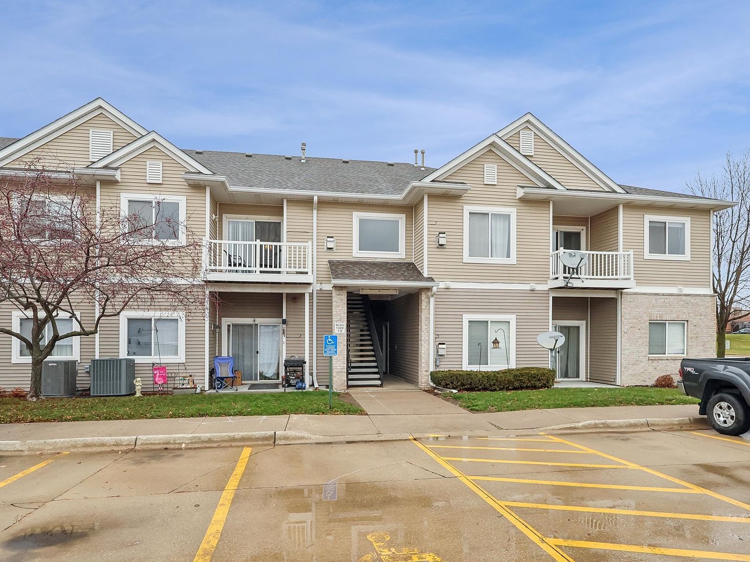 1320 SE Florence Dr UNIT 3U Waukee, IA 50263 - Thumbnail 2