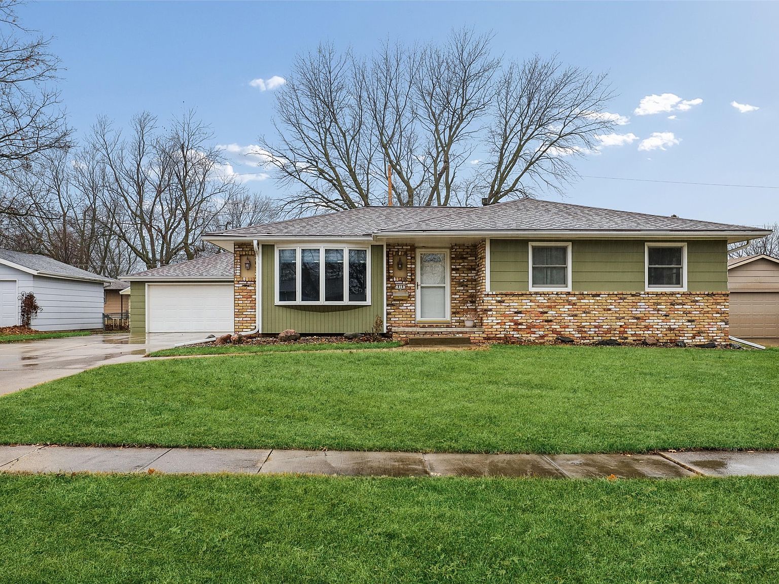818 SE Cortina Dr Ankeny, IA 50021 - Thumbnail 2