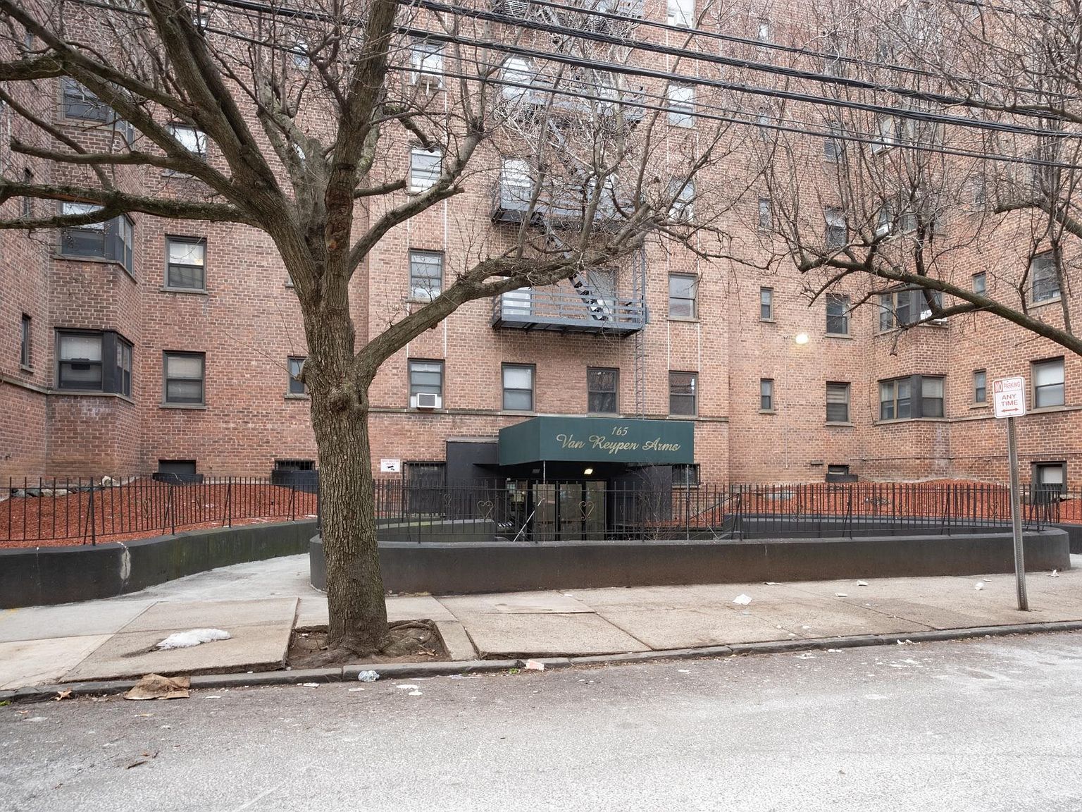 165 Vroom St APT 4B Jersey City, NJ 07306 - Thumbnail 2