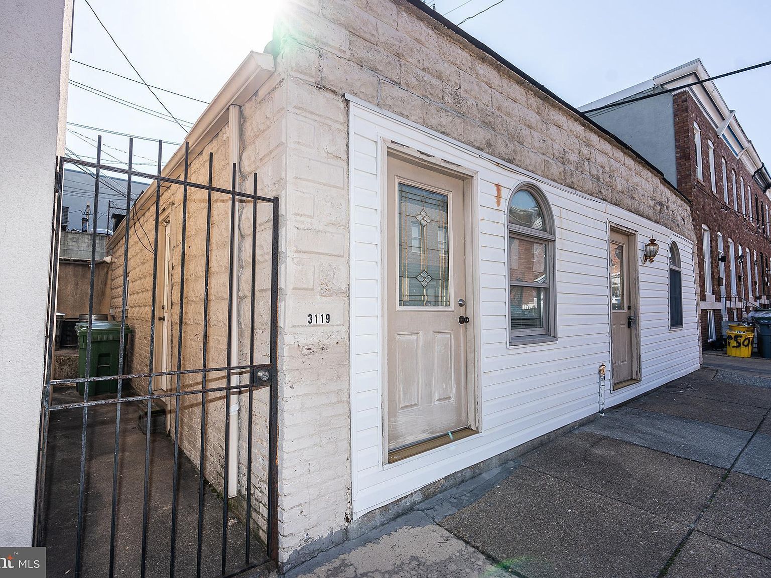 3119 Eastern Ave Baltimore, MD 21224 - Thumbnail 2