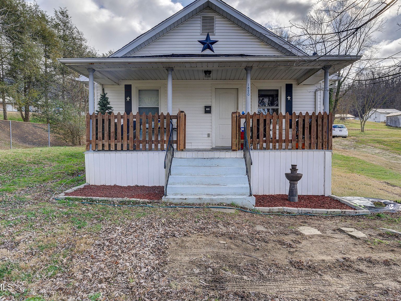 1820 Ridgeway Dr Kingsport, TN 37664 - Thumbnail 2