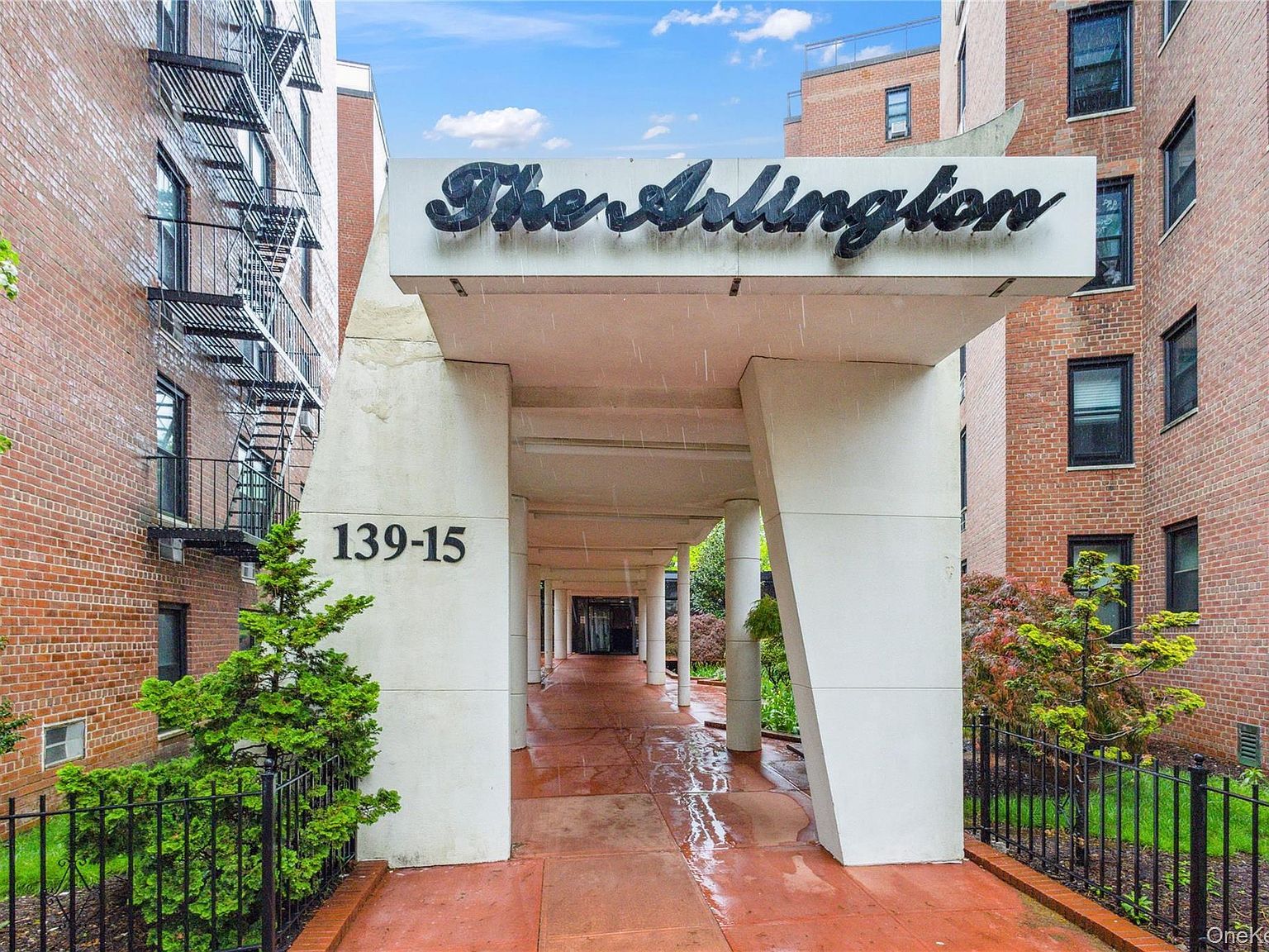 139-15 83rd Ave APT 409 Jamaica, NY 11435 - Thumbnail 2