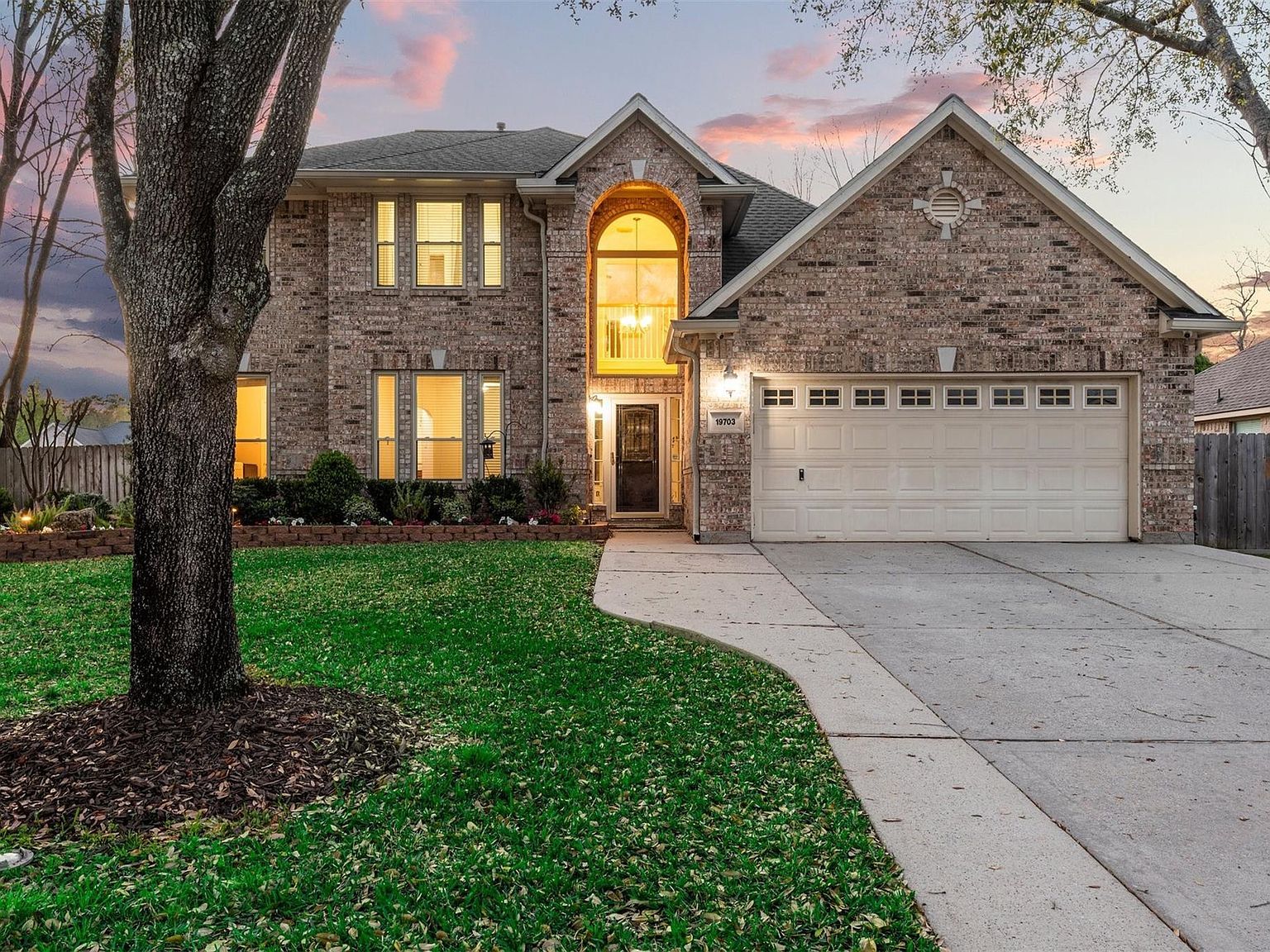 19703 Holly Walk Spring, TX 77388 - Thumbnail 2