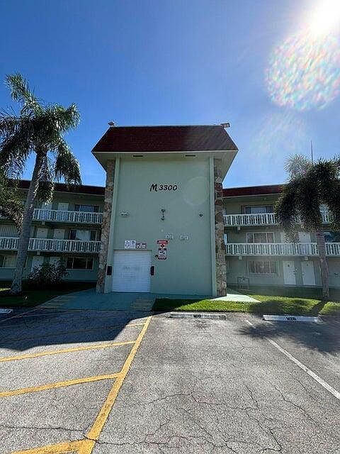 3300 Springdale Blvd APT 117 Palm Springs, FL 33461 - Thumbnail 2